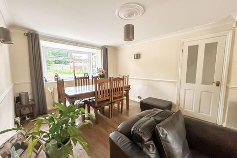 3 bedroom semi-detached house for sale, Mayland Drive, Streetly, Sutton Coldfield, B74 2DG