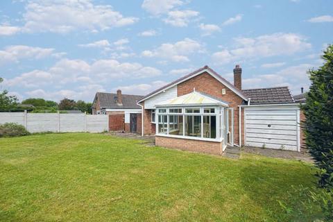 2 bedroom detached bungalow for sale, Eastwood Avenue, Burntwood, WS7 2DX