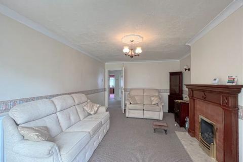 2 bedroom detached bungalow for sale, Eastwood Avenue, Burntwood, WS7 2DX