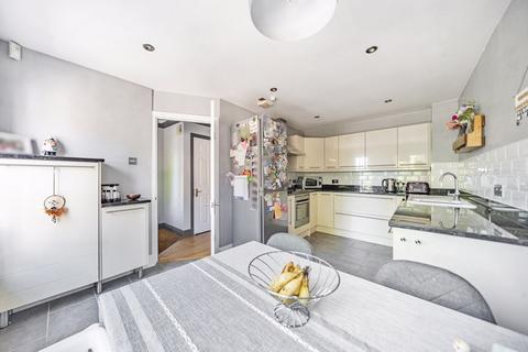 3 bedroom end of terrace house for sale, Camargue Place, Godalming