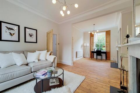 3 bedroom house to rent, Queens Head Street, Angel, London, N1