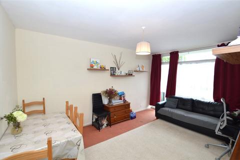 2 bedroom apartment to rent, Colson Way, London, SW16