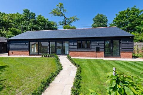 3 bedroom detached bungalow for sale, Roughwood Lane, Chalfont St. Giles