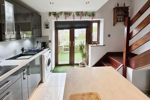 2 bedroom cottage for sale, Bradley Fold Road, Ainsworth, Bolton