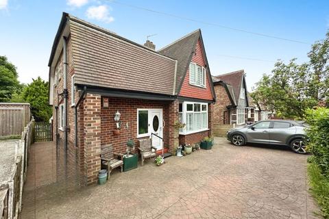 3 bedroom detached house for sale, Cholmondeley Road, Salford