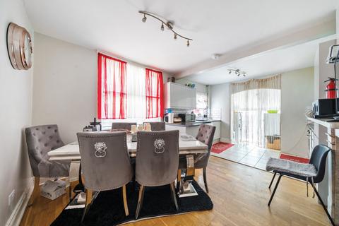 3 bedroom terraced house for sale, St. Fillans Road, London