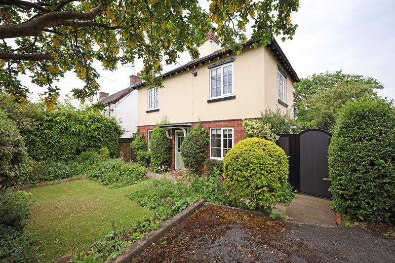 Pepper Street, Keele 3 bed detached house for sale £399,000