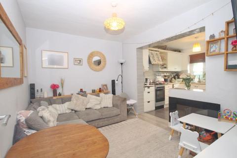 3 bedroom terraced house for sale, Hicks Avenue, Greenford