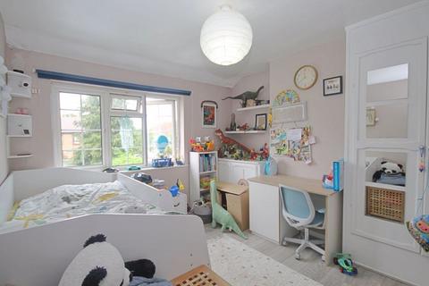 73 Hicks Avenue, Greenford, UB6 8EZ