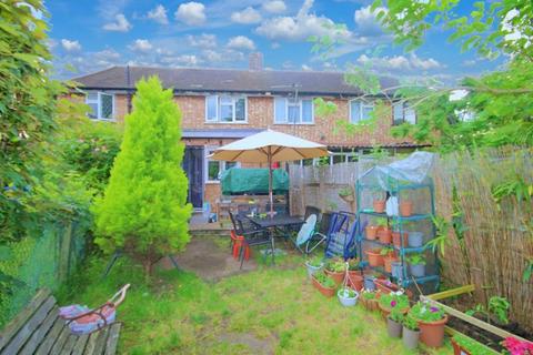 73 Hicks Avenue, Greenford, UB6 8EZ