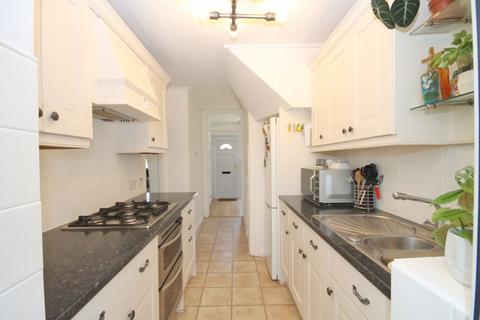 88 Beechwood Avenue, Greenford, UB6 9UD