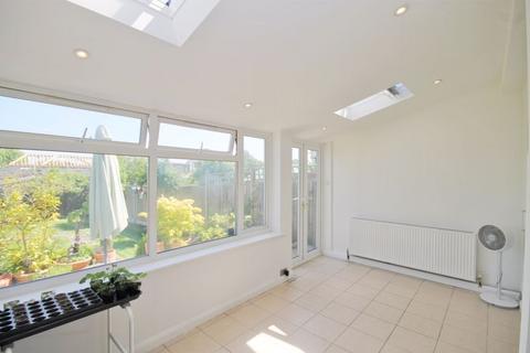 88 Beechwood Avenue, Greenford, UB6 9UD