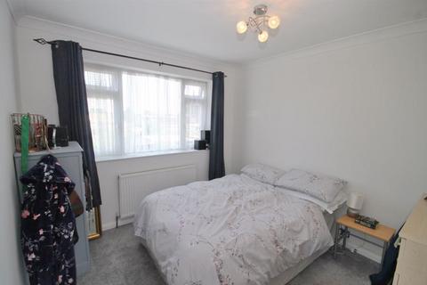 88 Beechwood Avenue, Greenford, UB6 9UD