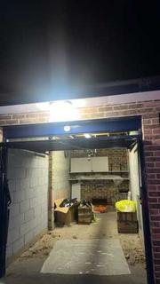Garage to rent, Tavistock Road, Croydon CR0