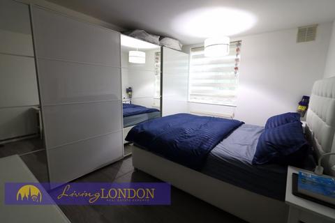 6 Darcy Close, Cheshunt, Waltham Cross, EN8 8UQ