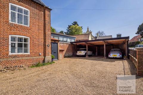 4 bedroom cottage for sale, Yarmouth Road, Norwich NR12