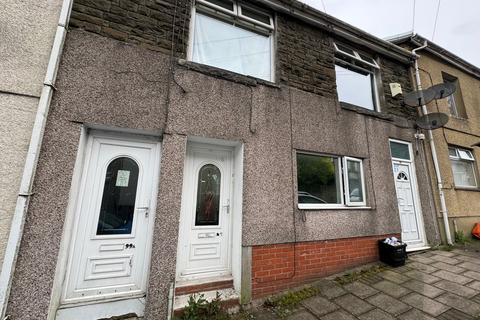 2 bedroom flat to rent, 99b High Street, Ogmore Vale, Bridgend