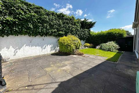 34 Knoll Drive, Warwick, CV34 5YQ