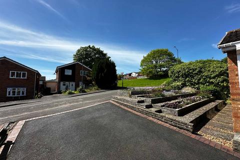 34 Knoll Drive, Warwick, CV34 5YQ