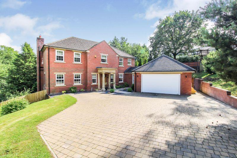 Birchall Lane, Leek, ST13 6 bed detached house £675,000