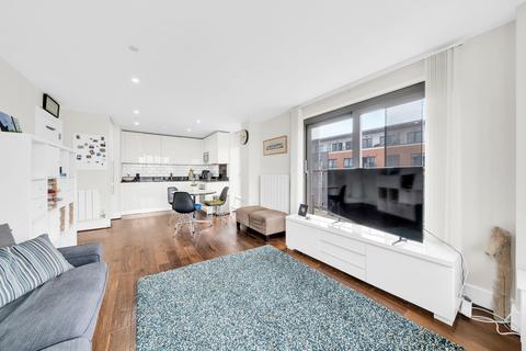 2 bedroom flat for sale, Royal Carriage Mews, Woolwich Arsenal SE18