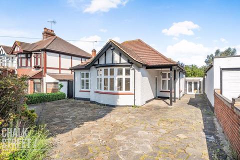 3 bedroom detached bungalow for sale, The Avenue, Romford, RM1