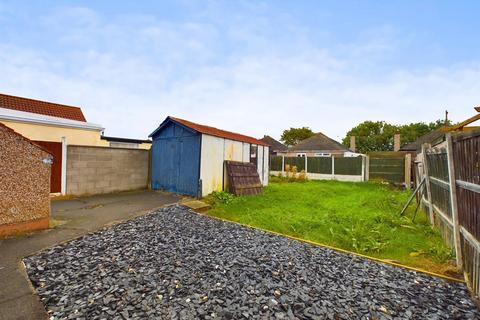 2 bedroom bungalow for sale, Ridgeway Avenue, Rhyl LL18