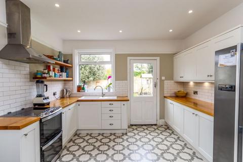 4 bedroom detached house for sale, Cambridge Road, Clevedon