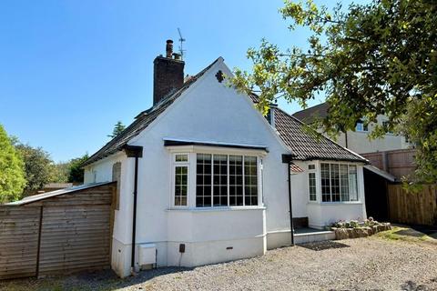 Cambridge Road, Clevedon