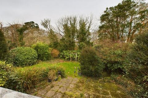 16 Boswergy, Penzance, TR18 4RL