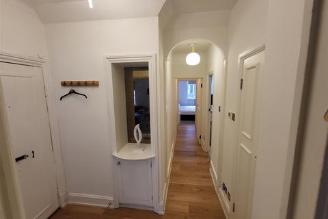 2 bedroom apartment for sale, Seymour Street, London