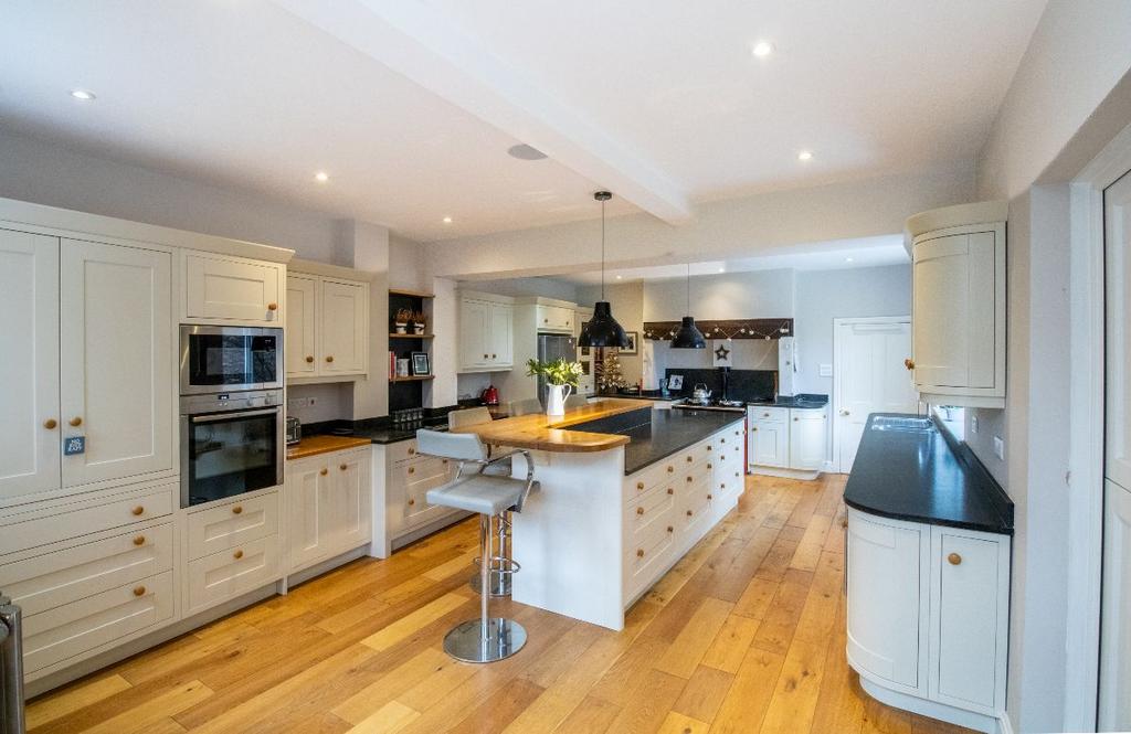 Kitchen II