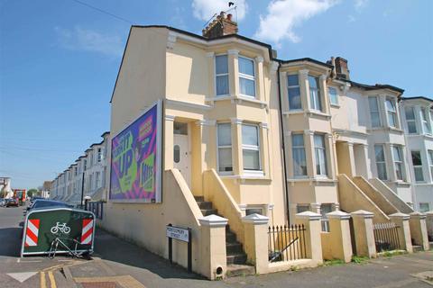 3 bedroom end of terrace house for sale, Rutland Road, Hove