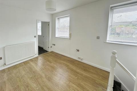 1 bedroom flat for sale, Oxford Street, Whitstable