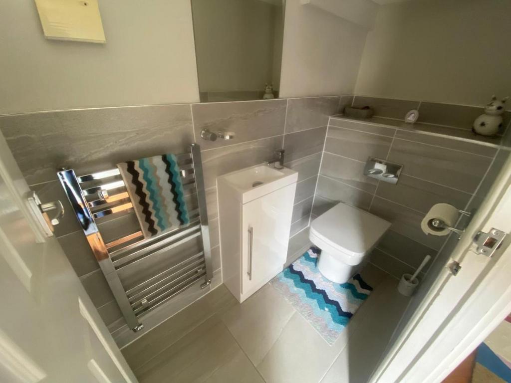 Grosvenor 8.jpg
