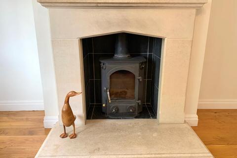 11 Goslipgate, Pickering, YO18 8DQ