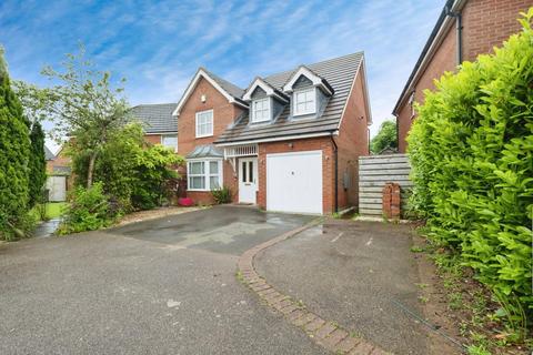 4 bedroom detached house to rent, Yeomanry Close, Sutton Coldfield