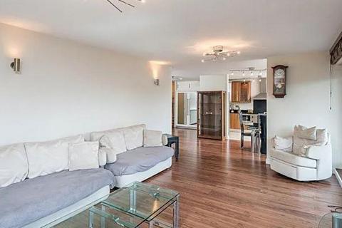 3 bedroom property for sale, Loudoun Road, NW8