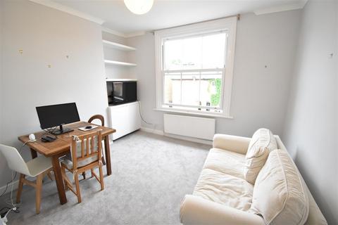 1 bedroom apartment to rent, Cleaveland Road, Surbiton