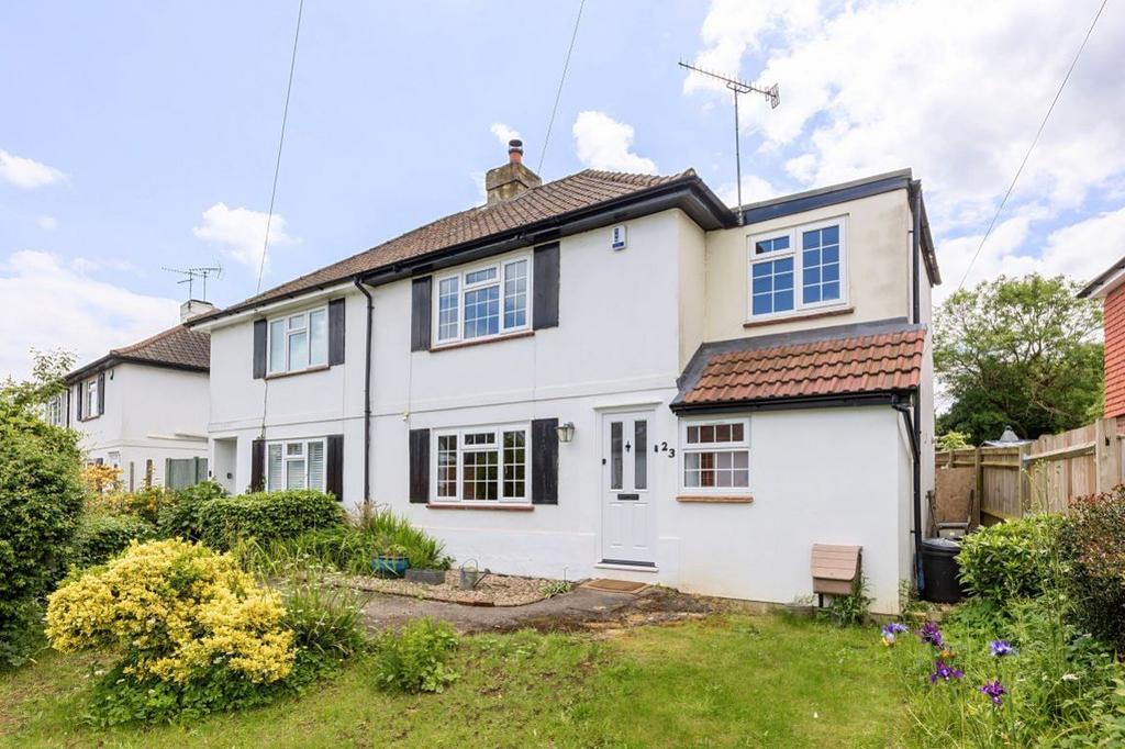 Chipstead Lane, Riverhead, Sevenoaks 3 bed terraced house £2,500