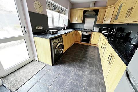 3 bedroom semi-detached bungalow for sale, Old Farm Court, Waltham, Grimsby, N.E. Lincs, DN37 0XY