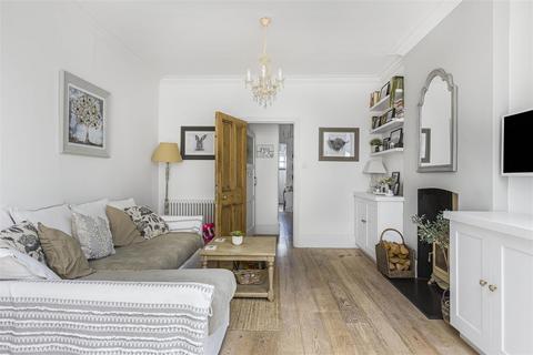 15 The Crosspath, Radlett, WD7 8HR