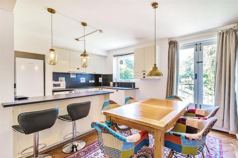 3 bedroom flat for sale, Branch Hill, Hampstead, NW3