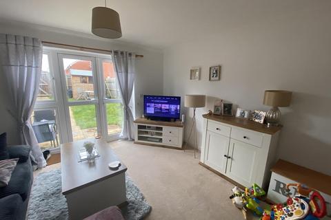 2 bedroom terraced house to rent, Webbers Way, Tiverton EX16