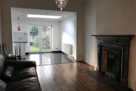 2 bedroom flat to rent, Cunningham Park, Harrow, Middlesex, HA1 4W