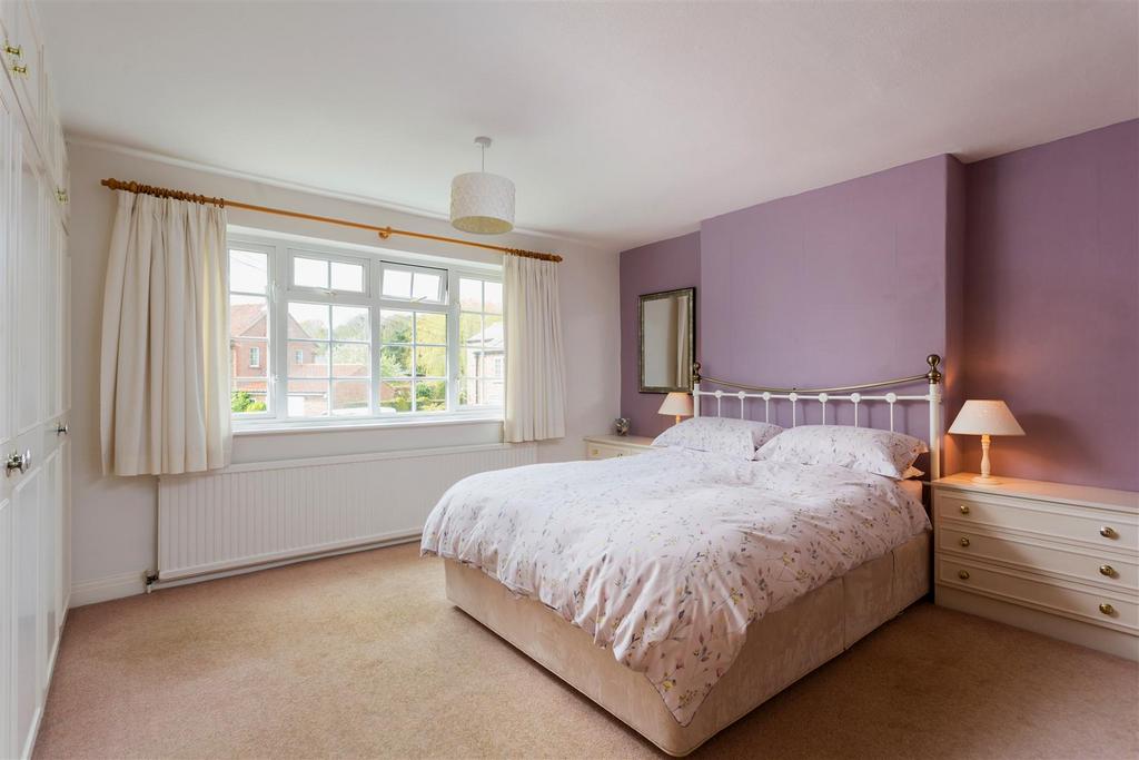 Bedroom 1 Suite
