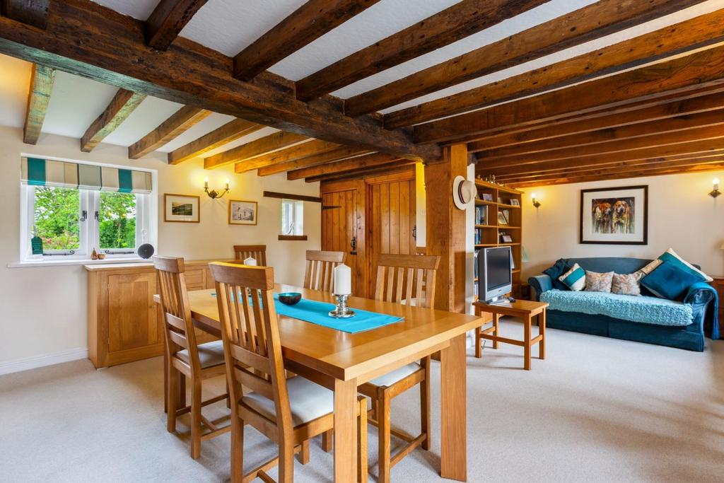 Dining Room/Snug