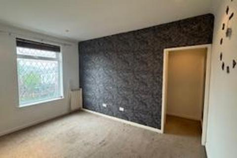 2 bedroom terraced house to rent, Astley St, Stalybridge, Cheshire , SK15 2EX