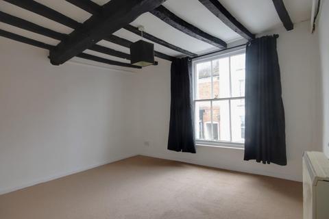 1 bedroom flat to rent, Church Street, Newent, Glos