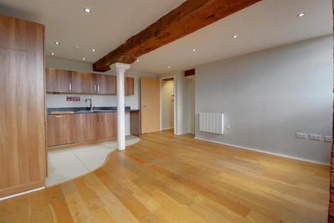 2 bedroom apartment for sale, Lock Warehouse, Gloucester Docks